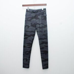 Marley Lilley High Rise Leggings size Small Dark Camo Print